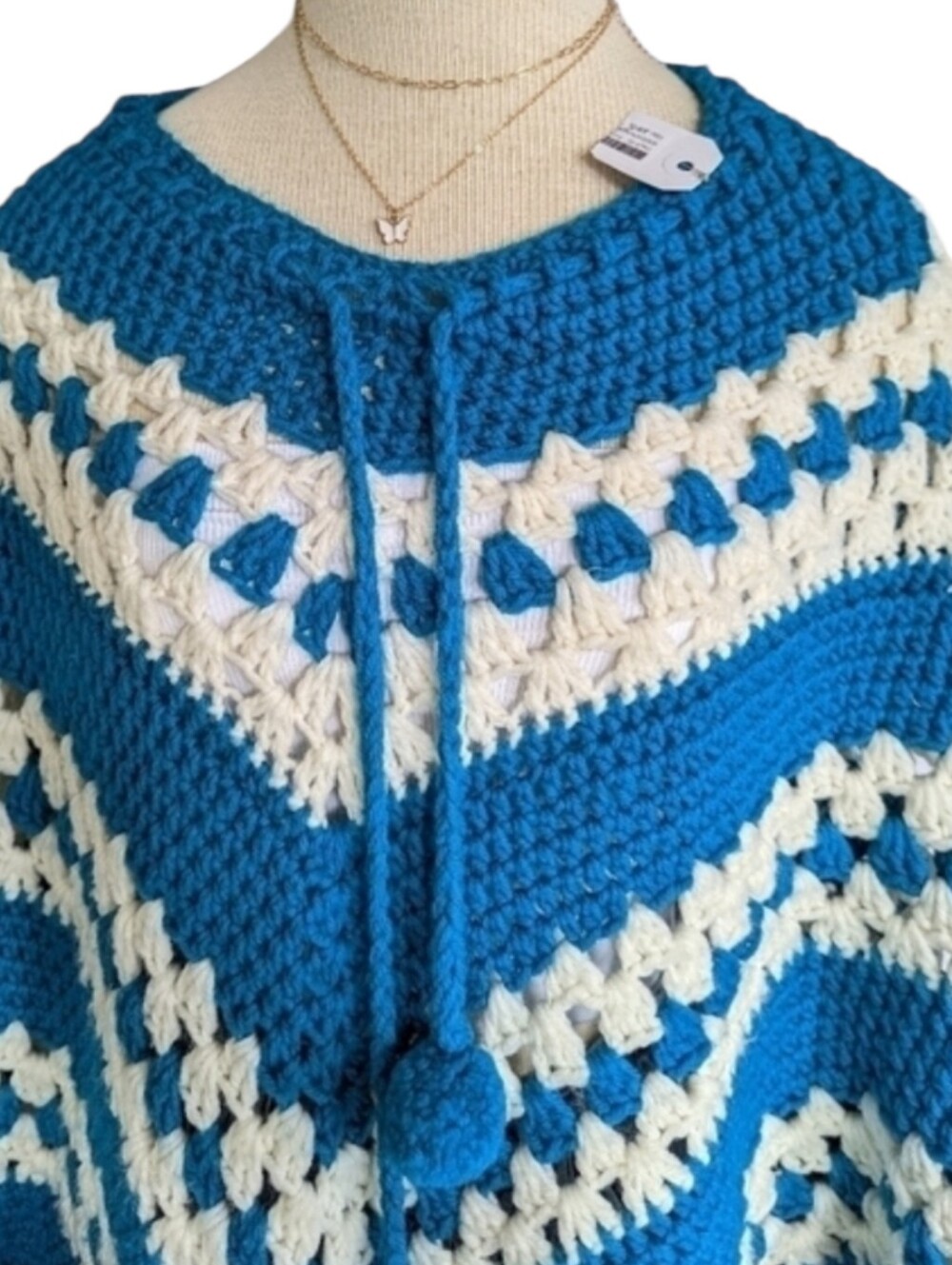Handcrafted Chunky Crochet Knit Poncho Cape with Pom Poms in Blue and Cream NWT - Picture 3 of 8
